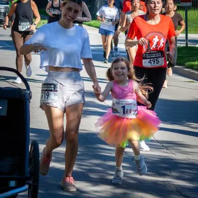 Bronte Harbour Classic 5K 2026 official race photo: Course, Saya H., Mercedes-Benz Oakville, Speak Squad.
