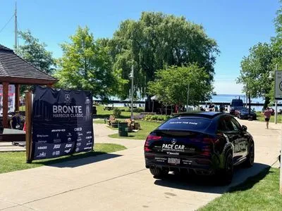Bronte Harbour Classic 5K 2026 official race photo: Festival, Mercedes-Benz Oakville, CIBC, RadixGym, Fortinos, Oakvest Group, MyCourier, SunUp.