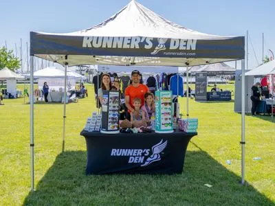 Bronte Harbour Classic 5K 2026 official race photo: Festival, Runner's Den Burlington.