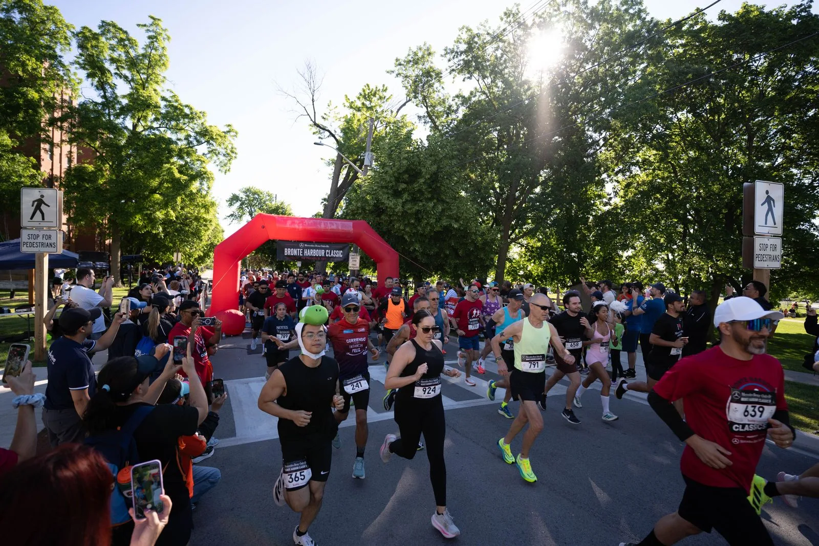 Runners training together — BHC Official Training Clinics