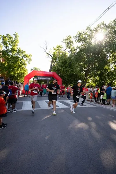 Bronte Harbour Classic 5K 2026 official race photo: Start Line, Aly S., Mercedes-Benz Oakville, SunUp.