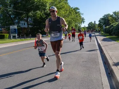 Bronte Harbour Classic 5K 2026 official race photo: Kids 1K, Bib 1, Mercedes-Benz Oakville, Speak Squad.
